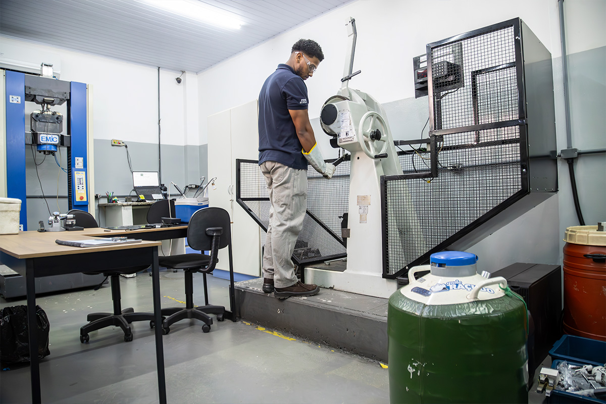 Mechanical Testing 7