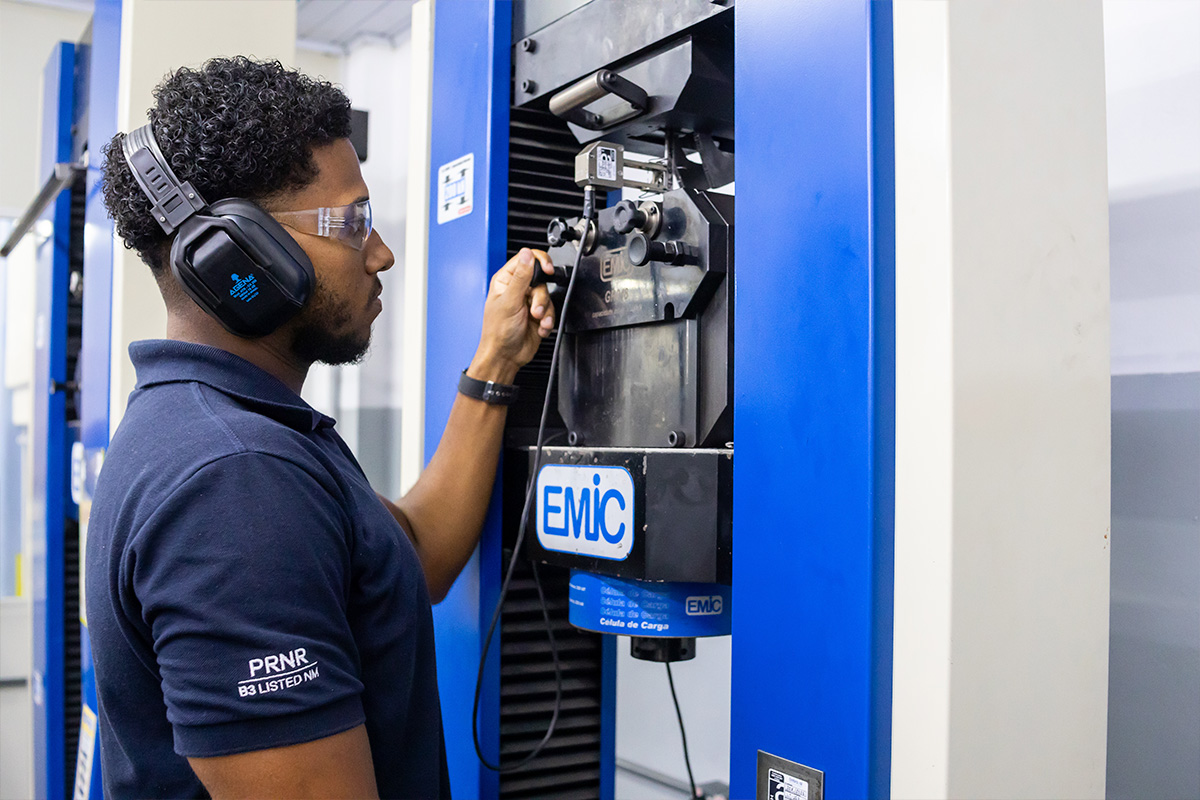 Mechanical Testing 8